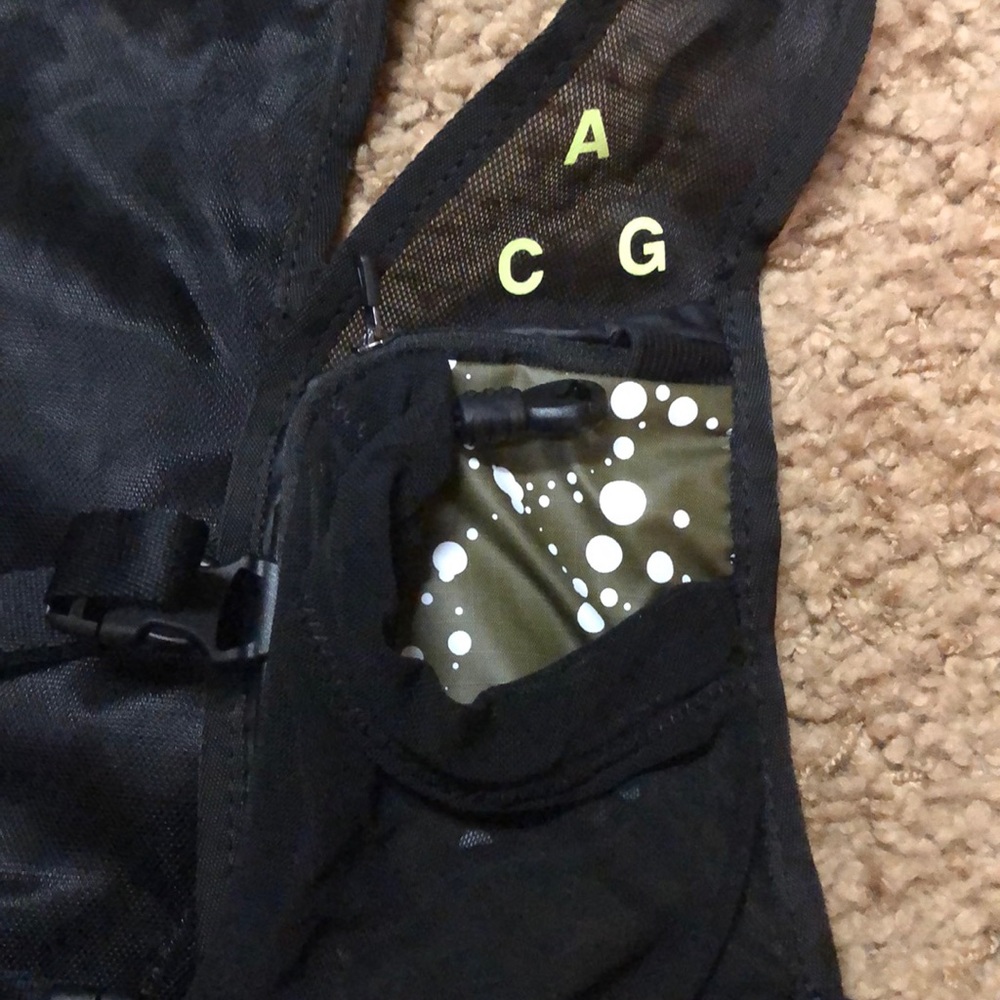 NikeLab ACG Hydration Race Vest - Picture 4 of 6